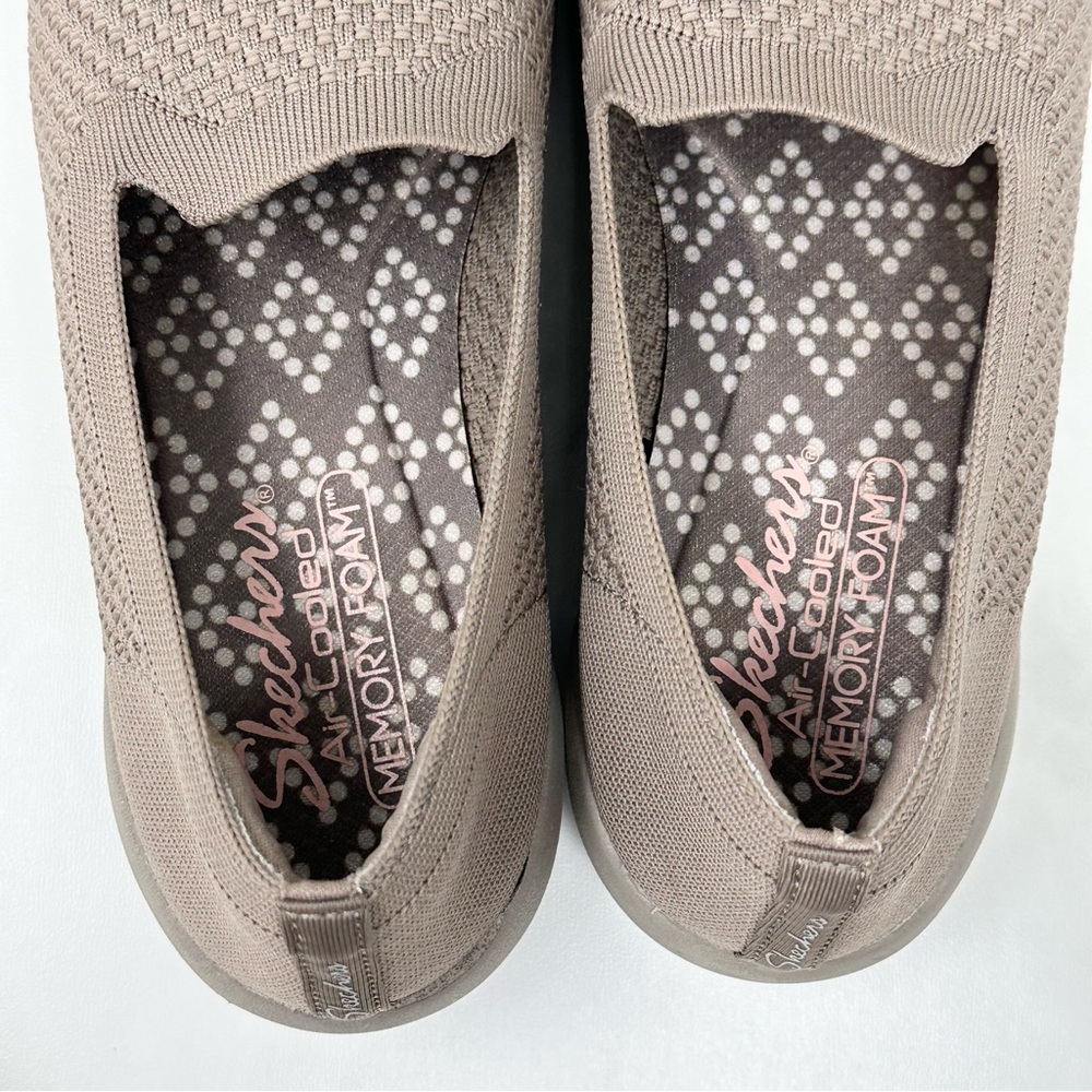 Skechers Arya - Clear Skies Taupe Tan Slip On Memory Foam Sneakers Womens 9 - Picture 4 of 9